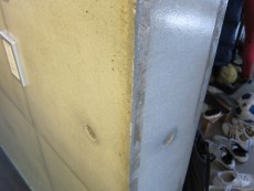 コンクリートウレタン塗装のはがれ