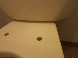 トイレのベンキ欠け補修